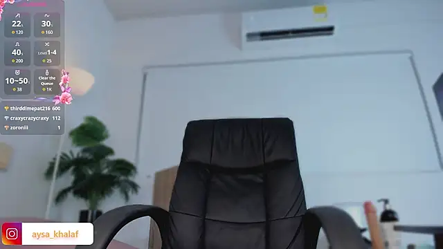 Ayha_khalaf élő XXX-chatje