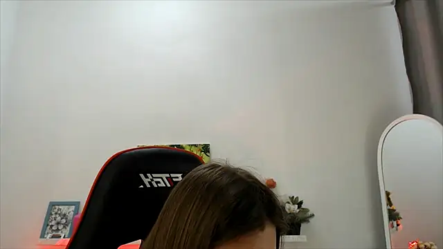 Lucky_Lana live XXX chat