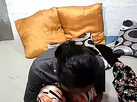 xxhottinybabe Webcam Show