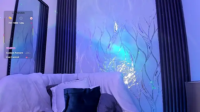 sky_jules élő XXX-chatje