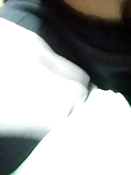 Laxmi_89's Live XXX Chat