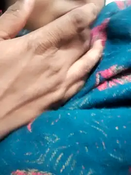 Hot_indian_Milf's Live XXX Chat