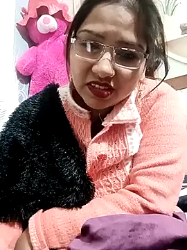 Pokazy przed kamerką – urvashi01224