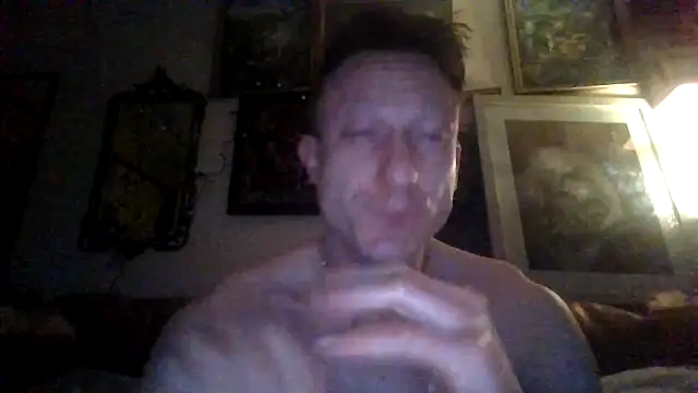 jigglethaypussi's Live XXX Chat