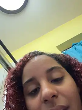 Nicolitalalinda 即時 XXX 聊天