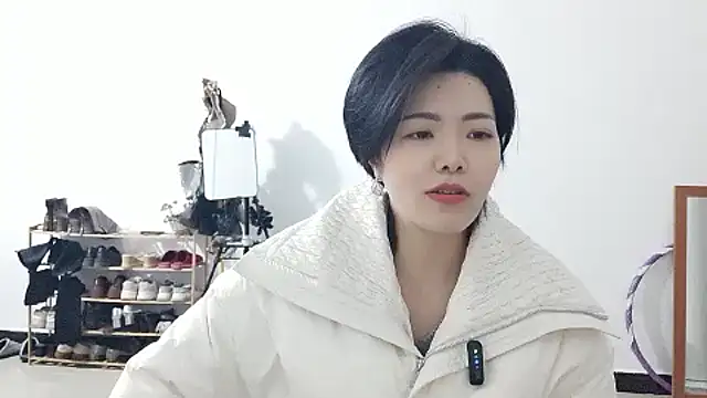 Lulu-uu 在線直播表演