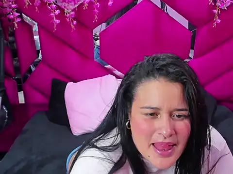 Atena_Glow_'s Live XXX Chat