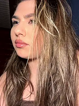 IvyDesire: απευθείας συνομιλία ΧΧΧ