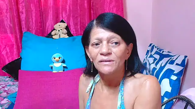 SLUTTYROXY's Live XXX Chat