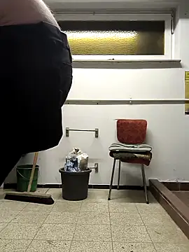 OdinWolf1990 élő XXX-chatje