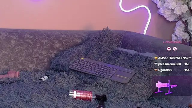 amy_miller1 即時 XXX 聊天