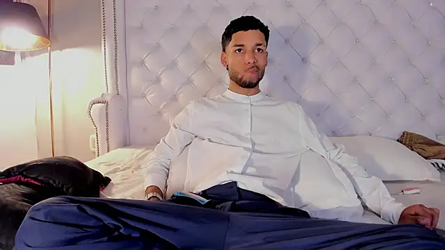 Thiagoferreti élő XXX-chatje