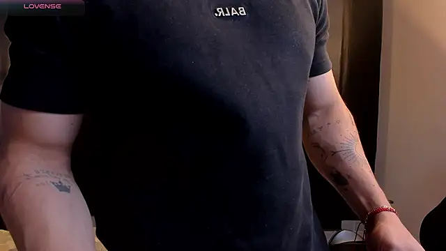 Chatroom XXX en direct de Johan_Williams_07