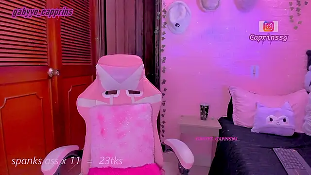 gabyye_capprins' Live XXX Chat