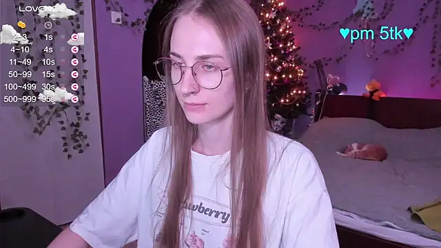 Crystal1nnのライブXXXチャット