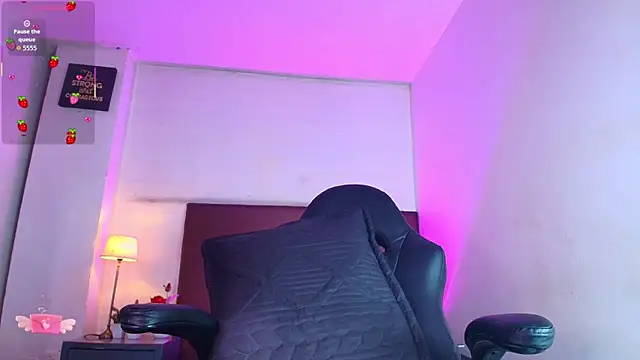 Chat XXX en directo de Nikkenyx