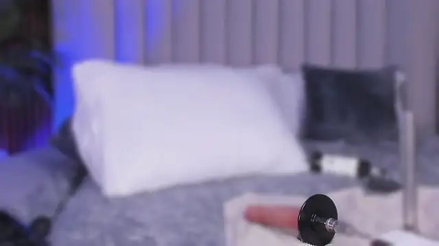 Chat XXX en directo de MelanieHillss