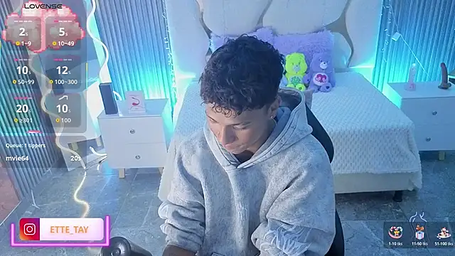Ette_tay's Live XXX Chat