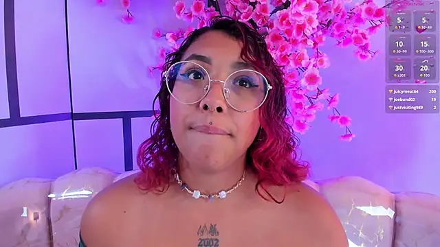 OlivejonessのライブXXXチャット