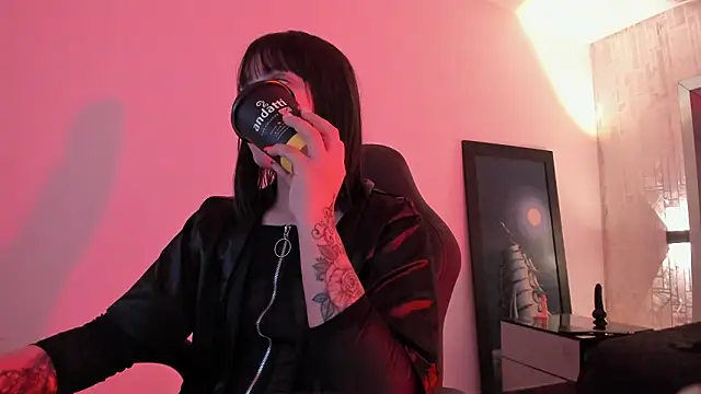 Chat XXX ao vivo de AnnaraLein