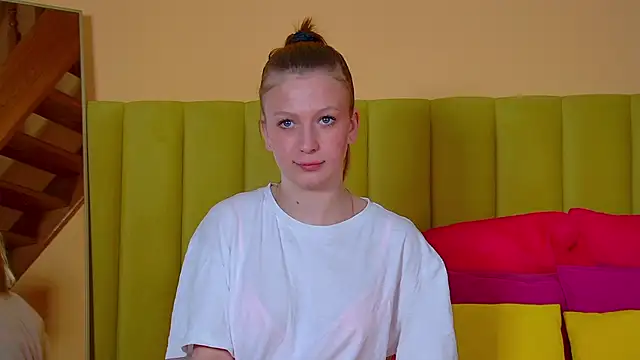 Chat XXX en directo de BeatriceBinoche