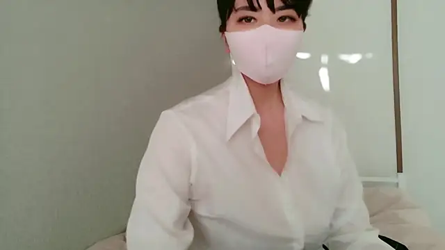 ERI_0000's Live XXX Chat