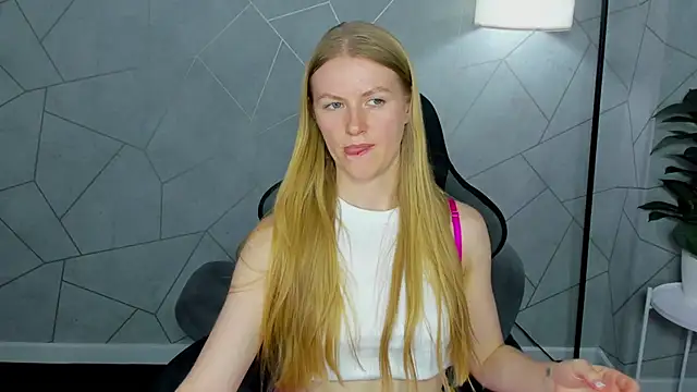 Alicia_Hars Adlı Modelin Canlı XXX Sohbeti