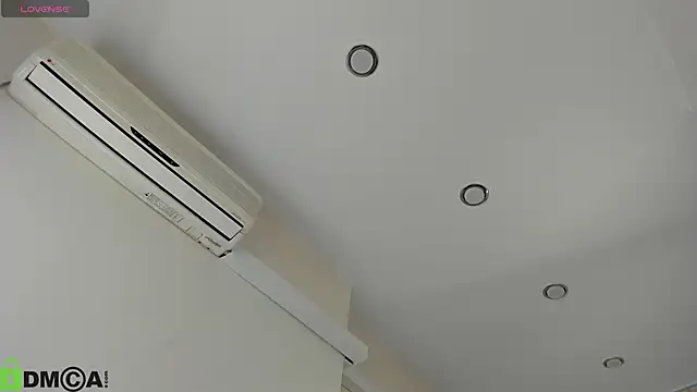 Chat XXX en directo de Bonn1e_Rose