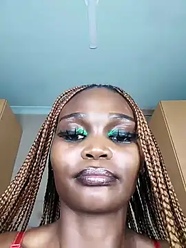 TyraBanks_1's Live XXX Chat