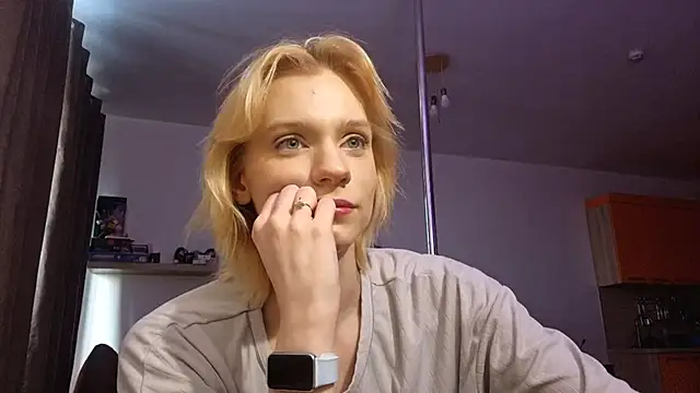 AuraNeveraのライブXXXチャット