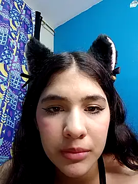 diosa_sofia19 Adlı Modelin Canlı XXX Sohbeti