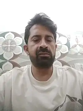 XxX_KING30 élő XXX-chatje