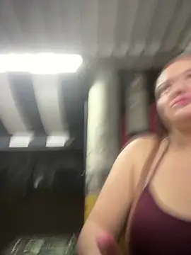 XXX chat uživo modela Datoka_adrenaline