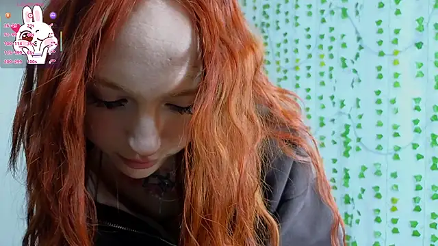 XXX chat uživo modela Lusy_PickMe