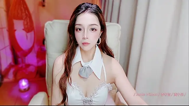 XXX chat uživo modela zizi-a