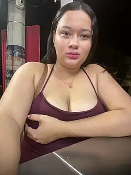 XXX chat uživo modela Datoka_adrenaline