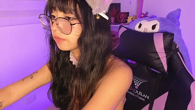 Chat XXX Live Yommi_Winx