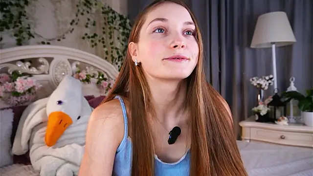 MonaEldon: онлайн-секс-чат