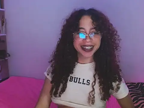 Medussa3033 Live XXX-Chat