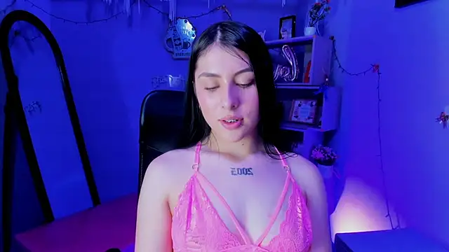 Victoria_14's Live XXX Chat