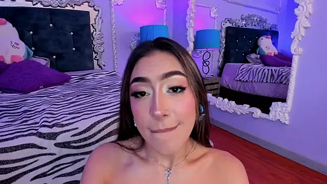 Chat +18 de DhaliaRosse ao vivo