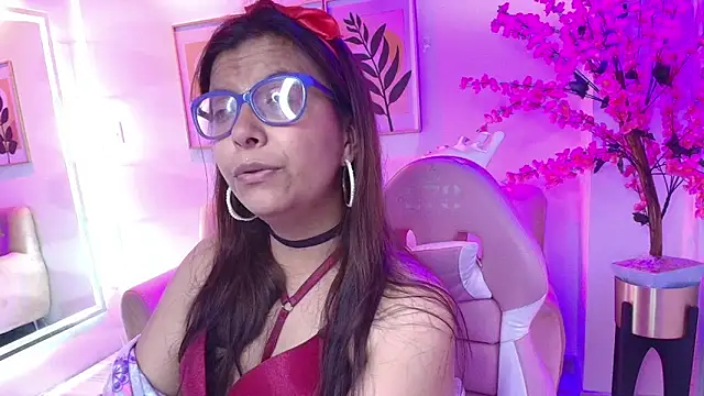 دردشة Amber__rouge الجنسية المباشرة