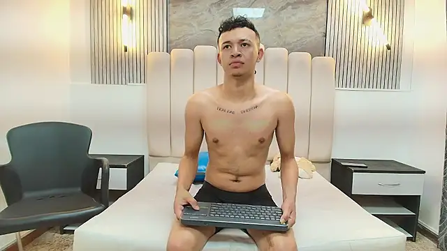 BRIAN_MARK's Live XXX Chat