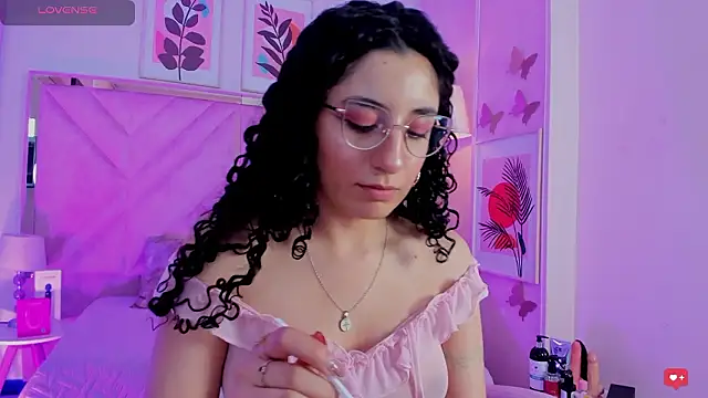 DemiJones_ élő XXX-chatje