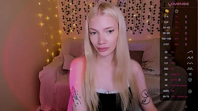 AnyaTaylor_'s Webcam Show