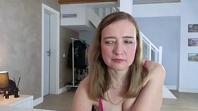 Chat +18 de Blue_Angel_Sweet ao vivo