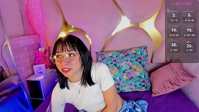 NaniiSisy's Live XXX Chat