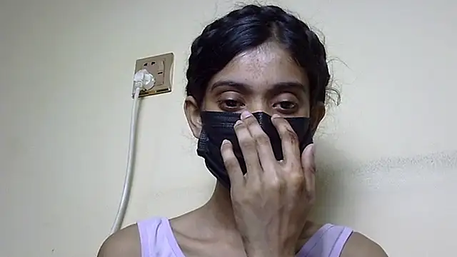 Anu_tiny's Live XXX Chat