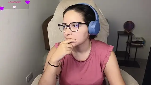 blue__moon_'s Live XXX Chat