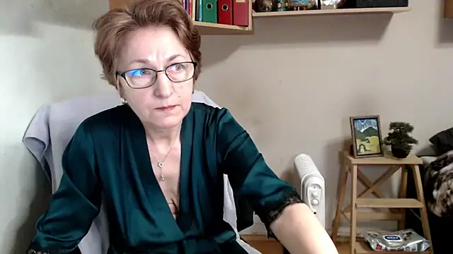 katemodel Adlı Modelin Canlı XXX Sohbeti